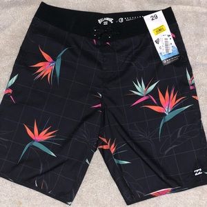 NWT Billabong boys bathing suit